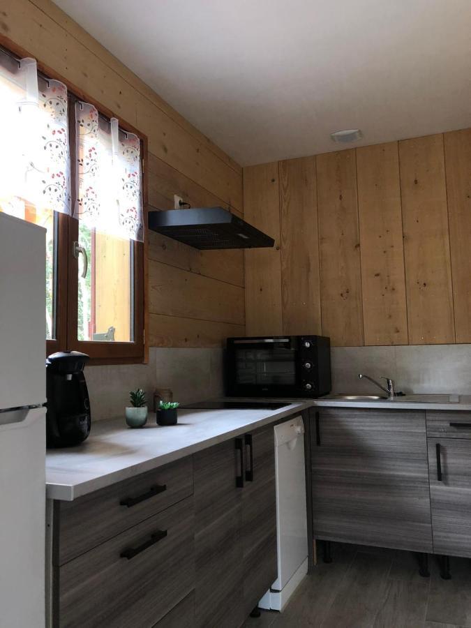 Les Chalets De La Garenne La Ferté-Beauharnais Eksteriør bilde